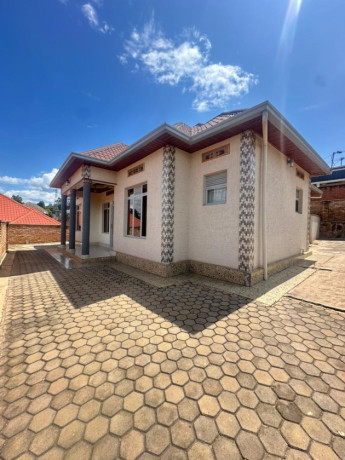 kigali-house-for-sale-in-kanombe-big-2