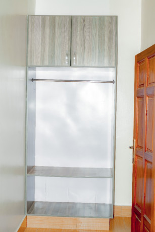 tb002kibagabaga-kibagabaga-very-big-unfurnished-house-for-rent-big-8