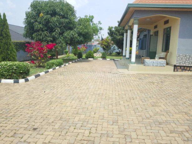 un-furnished-house-for-sale-in-kibagabaga-big-1