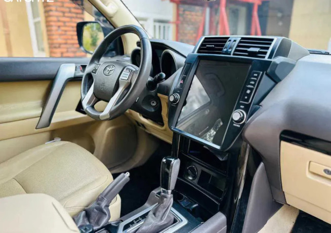 toyota-fortuner-automatic-essence-for-sale-big-4