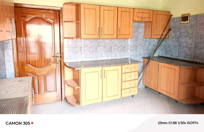 kimoronko-house-for-sale-in-kigali-big-2