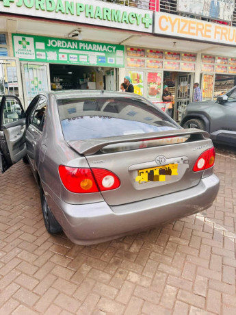 toyota-corolla-big-0