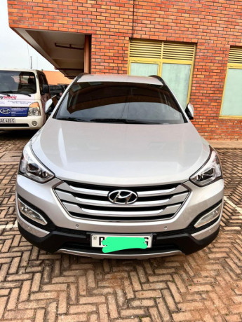 hyundai-santafe-big-0