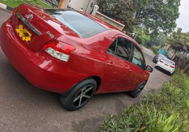 toyota-yaris-big-4