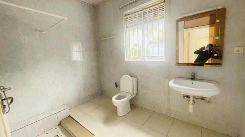 kibagabaga-near-green-hills-academy-5bedrooms-house-for-sale-on-tarmac-road-at-350m-big-10