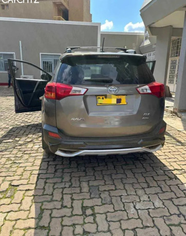 toyota-rav4-big-1