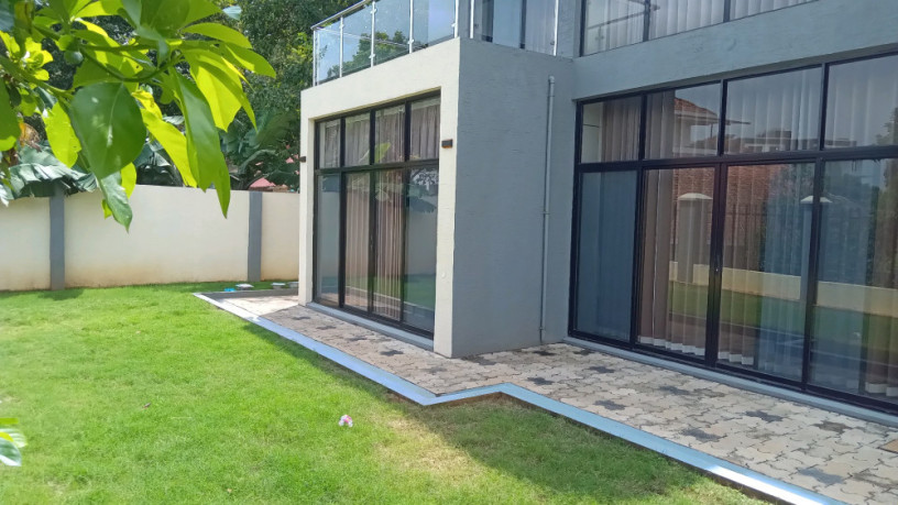 kigali-twin-houses-for-sale-in-kiyovu-big-1