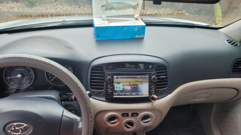hyundai-verna-big-0