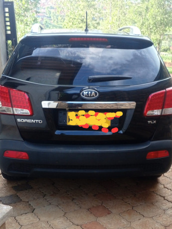 kia-sorento-2011-for-sale-in-kigali-big-0
