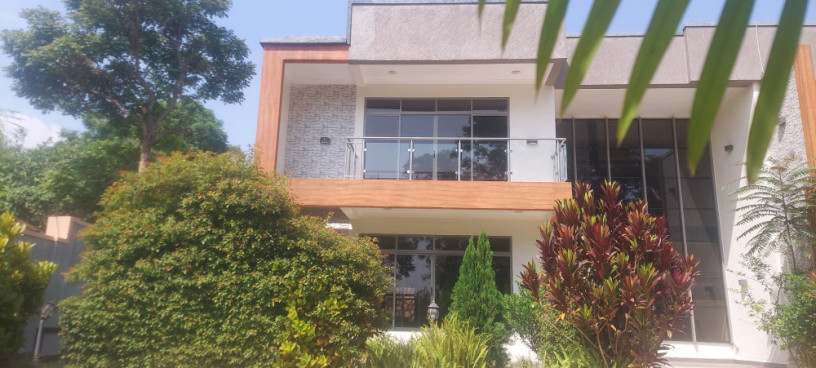 kigali-house-for-rent-in-kiyovu-near-national-bank-big-0