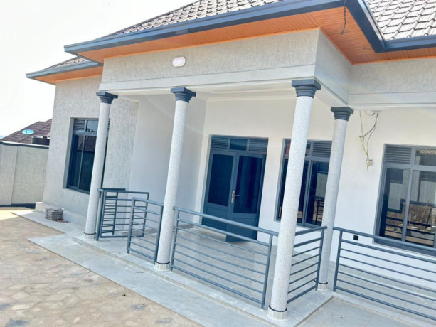 kigali-house-for-sale-in-kanombe-nyarugunga-big-5