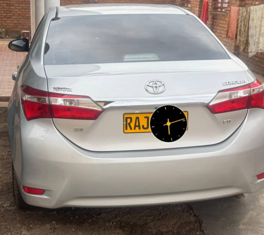 toyota-corolla-big-3