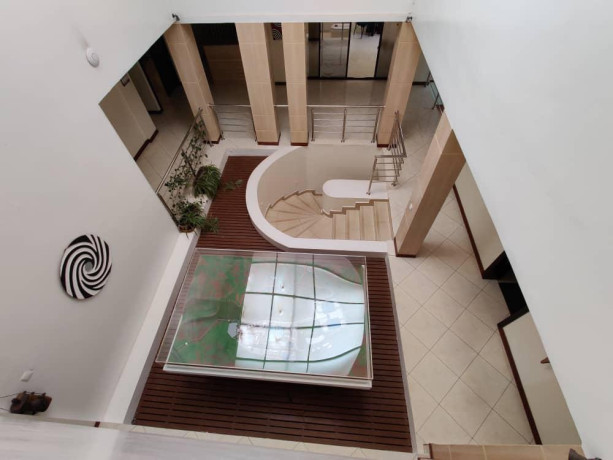 nyarutarama-villa-for-sale-big-8