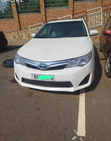 toyota-camry-hybrid-for-sale-big-2