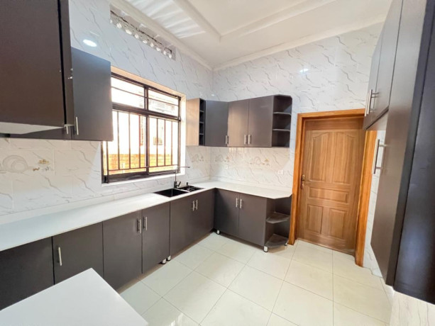 kigali-rwanda-house-for-rent-in-kagarama-big-0