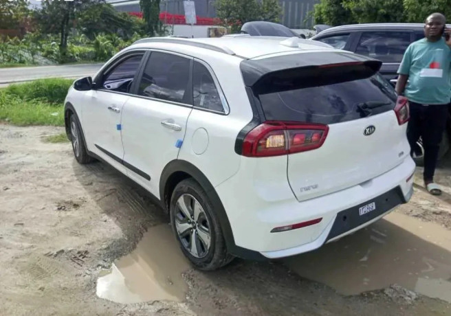 kia-niro-for-sell-big-0