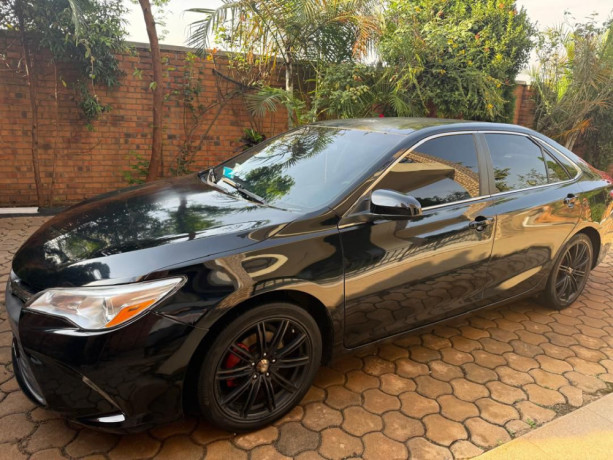 toyota-camry-big-3