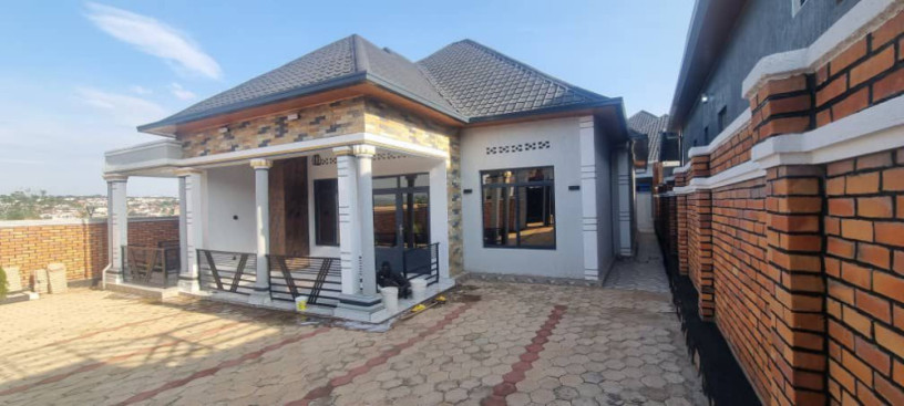 ndagurisha-inzu-nziza-iri-kanombe-big-0