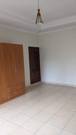 bb-014-gacuriro-very-nice-unfurnished-house-for-rent-big-8