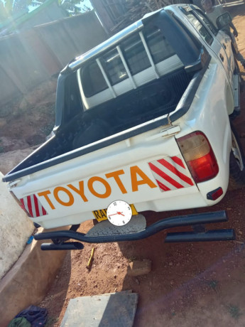 toyota-pickup-big-1
