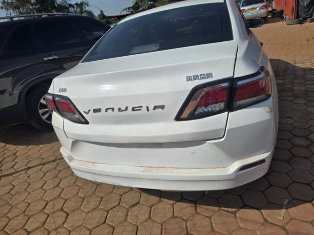 bere-006-venuciad60-in-good-condition-is-available-for-sale-big-2