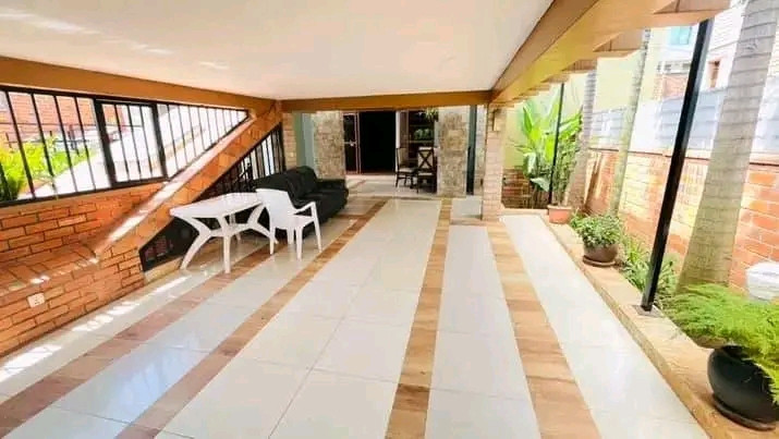 kibagabaga-well-furnished-house-for-rent-in-vip-location-4-bedrooms-4-bathrooms-1700-big-5