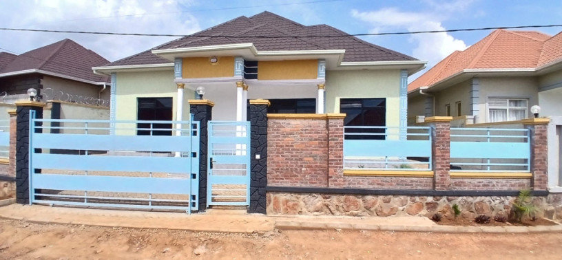 busanza-house-for-sale-big-0