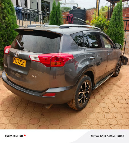 toyota-rav4-big-0