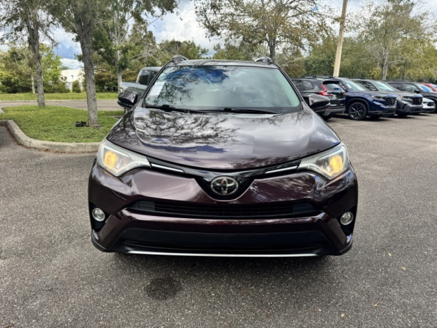 2018-toyota-rav4-xle-big-1