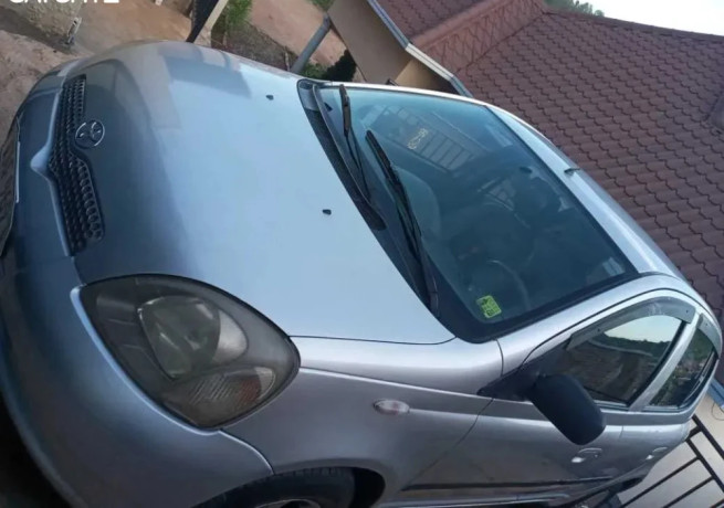toyota-yaris-big-12