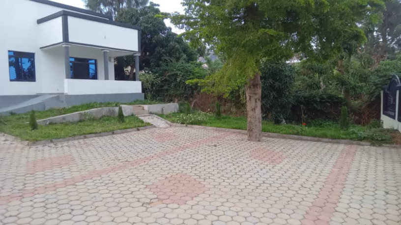 kigali-house-for-sale-in-nyamirambo-big-4