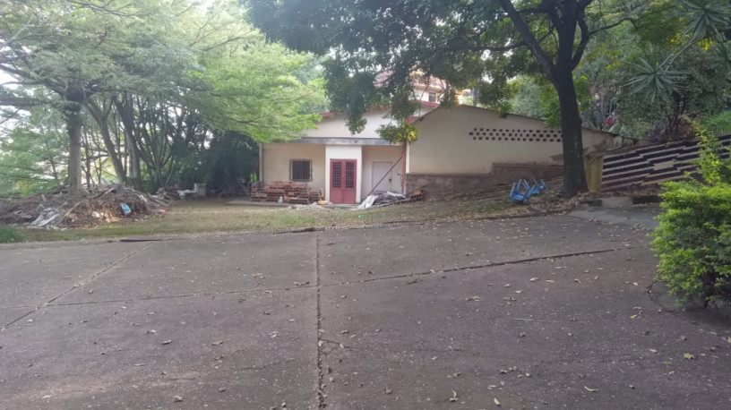 prime-land-for-sale-in-kiyovu-big-12