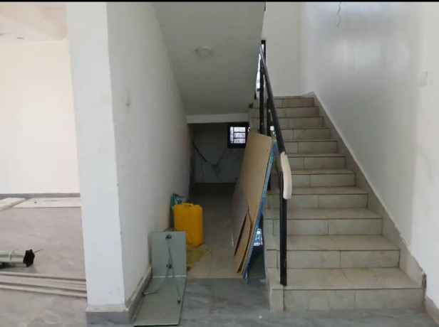 kicukiro-kagarama-biggest-villa-for-sale-at-210millions-tel-big-5