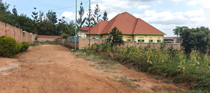 ikibanza-tugurisha-65m-gasogi-cyaruzinge-big-0