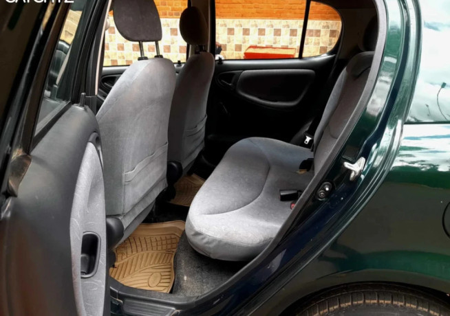 toyota-yaris-big-0