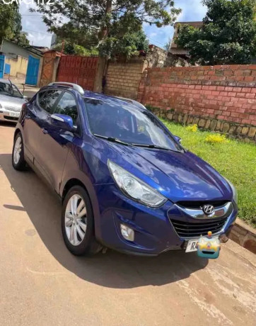 hyundai-tucson-2012-for-sale-big-0