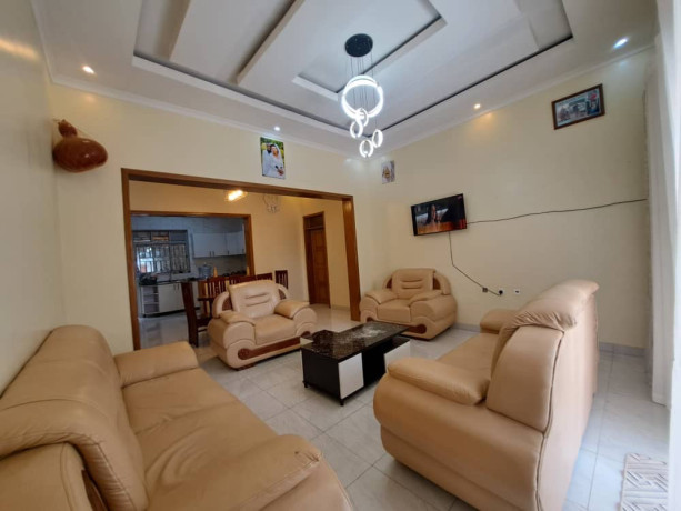 kimironko-modern-house-for-sale-in-kigali-big-3