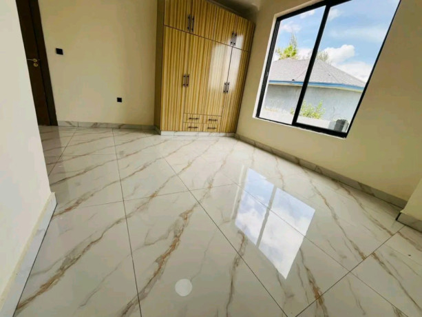 kibagabaga-5bedrooms-house-for-sale-at-450m-in-good-location-big-13