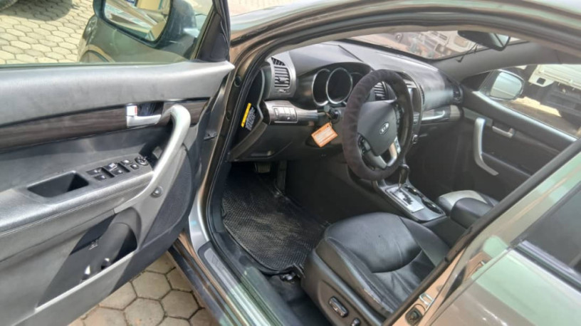 kia-sorento-big-0