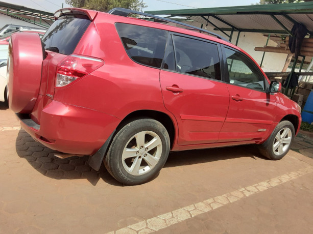 toyota-rav4-big-1