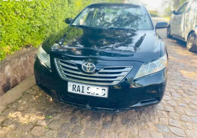 toyota-camry-big-0