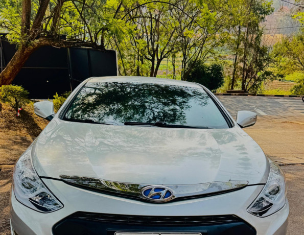 hyundai-sonata-big-2