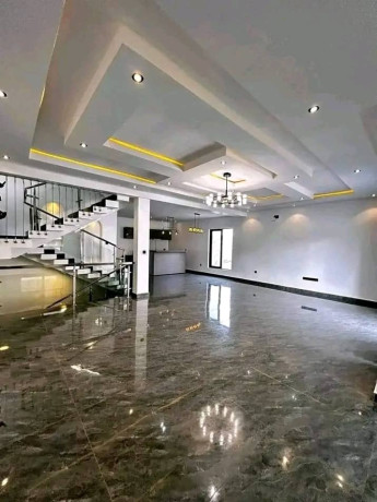 gacuriro-unfurnished-building-for-rent-3000-6-bedroo-big-7