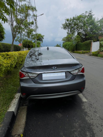 hyundai-sonata-big-0