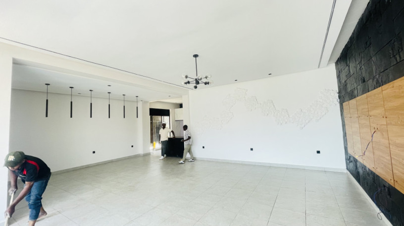 kibagabaga-5bedrooms-new-villa-for-sale-at-315m-on-tarmac-road-big-4