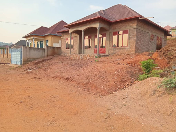 kanombe-busanza-house-for-sale-in-kigali-big-1