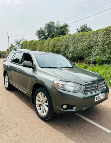 toyota-highlander-hybrid-for-sale-big-0