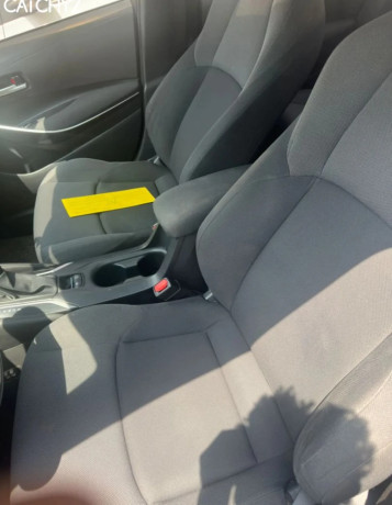 toyota-levin-hybrid-automatic-for-sale-big-1