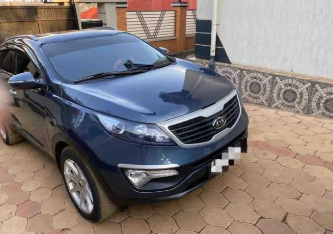 kia-sportage-2013-for-sale-big-0