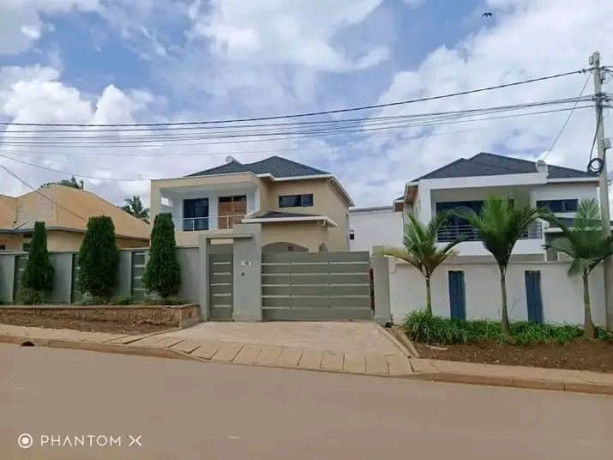 gisozi-unfurnished-house-for-rent-with-beautiful-gisozi-view-in-kigali-rwanda-big-7